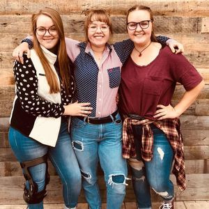 Meet your Posher, Anabeth